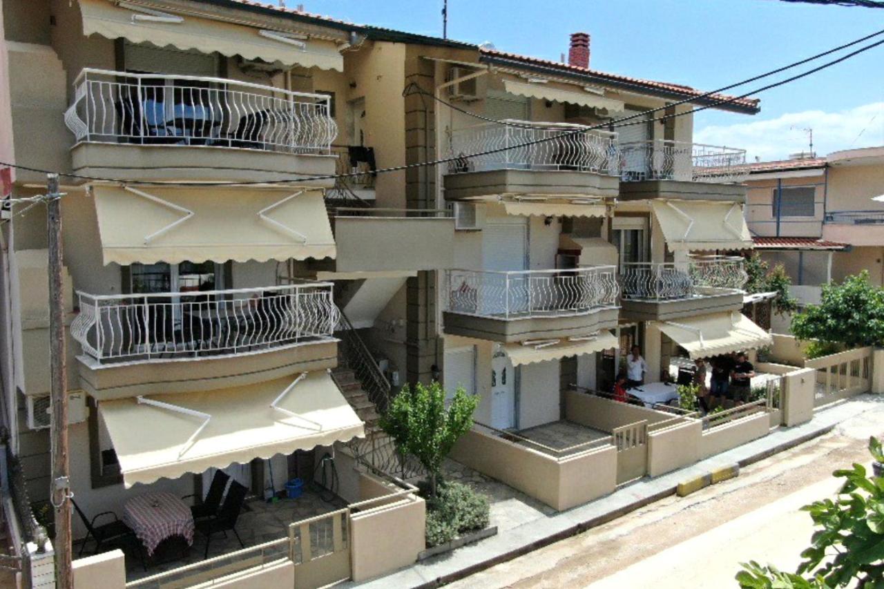 Ofrinio Central Apartments エクステリア 写真