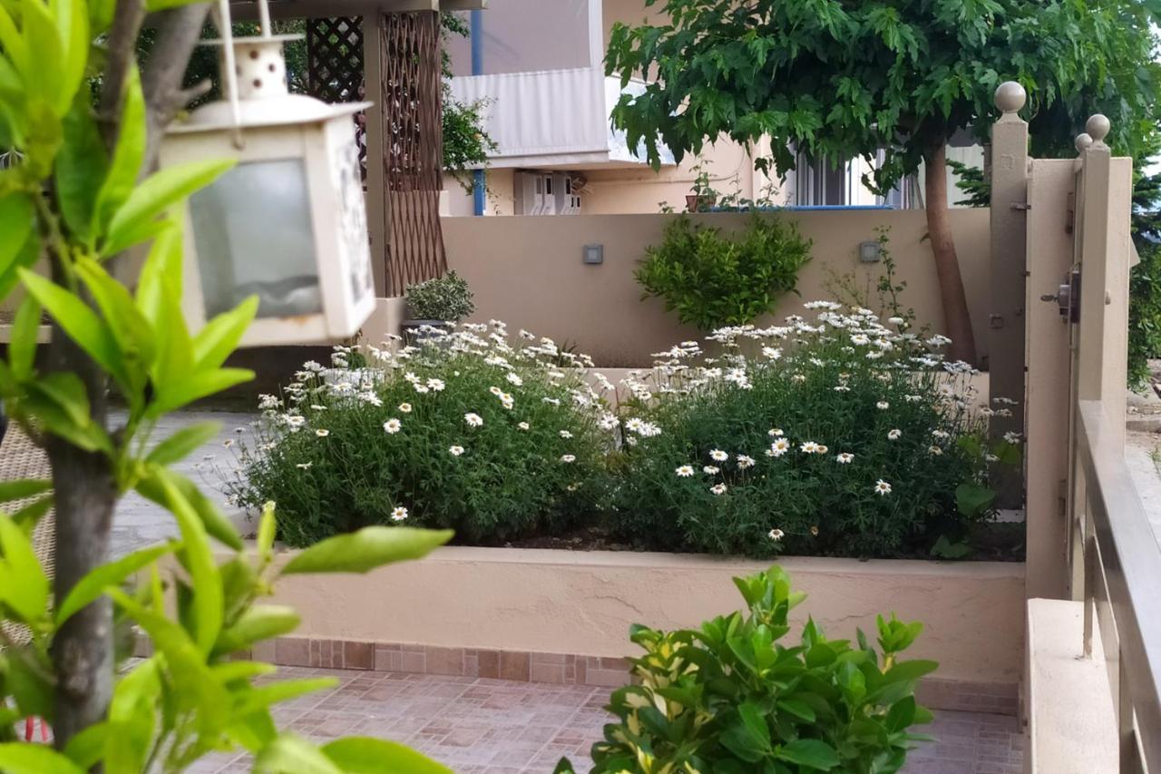 Ofrinio Central Apartments エクステリア 写真