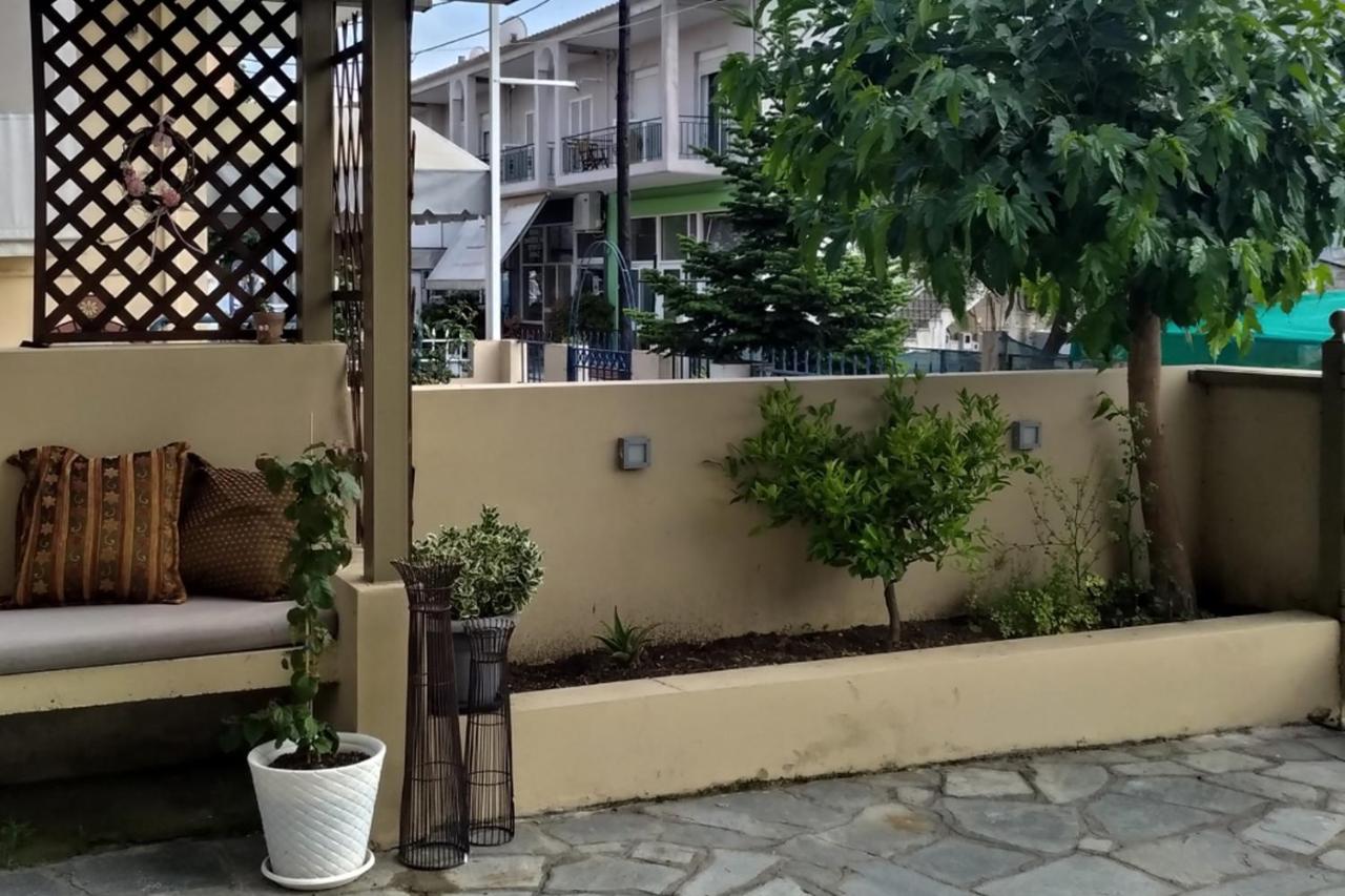 Ofrinio Central Apartments エクステリア 写真