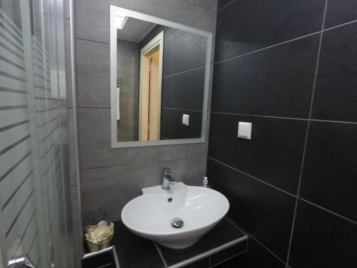 Ofrinio Central Apartments エクステリア 写真