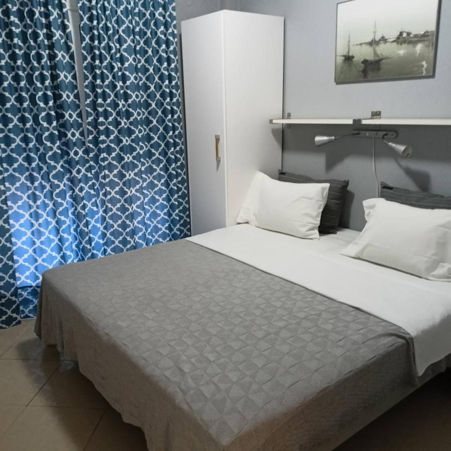 Ofrinio Central Apartments エクステリア 写真